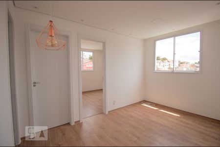 Sala de apartamento para alugar com 2 quartos, 49m² em Vila Santa Catarina, São Paulo