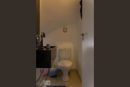 Lavabo de casa à venda com 3 quartos, 90m² em Cupecê, São Paulo