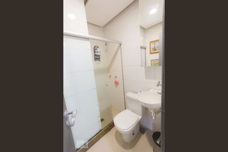 Apartamento à venda com 78m², 3 quartos e 1 vaga Apartamento à venda com 78m², 3 quartos e 1 vagaBanheiro da Suíte