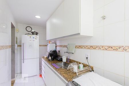 Apartamento à venda com 78m², 3 quartos e 1 vaga Apartamento à venda com 78m², 3 quartos e 1 vagaCozinha e Área de Serviço