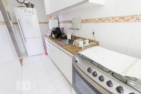 Apartamento à venda com 78m², 3 quartos e 1 vaga Apartamento à venda com 78m², 3 quartos e 1 vagaCozinha e Área de Serviço