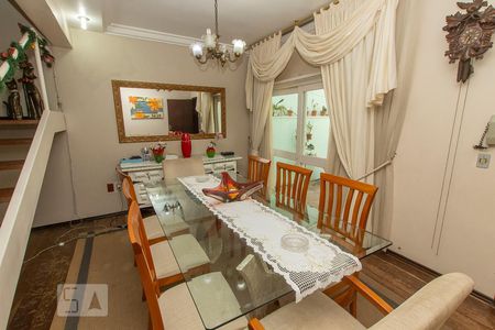 Sala de Jantar de casa à venda com 3 quartos, 238m² em Jardim Itu, Porto Alegre