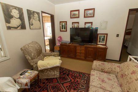 Sala de TV de casa para alugar com 3 quartos, 238m² em Jardim Itu, Porto Alegre