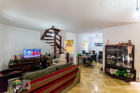 Sala de casa à venda com 3 quartos, 300m² em Santa Rosa, Niterói