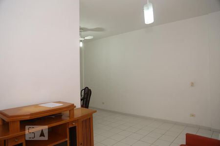 Sala de apartamento para alugar com 2 quartos, 75m² em Canto do Forte, Praia Grande