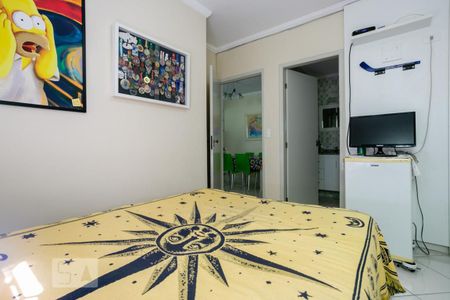 Suíte de casa à venda com 3 quartos, 115m² em Vila Picinin, São Paulo