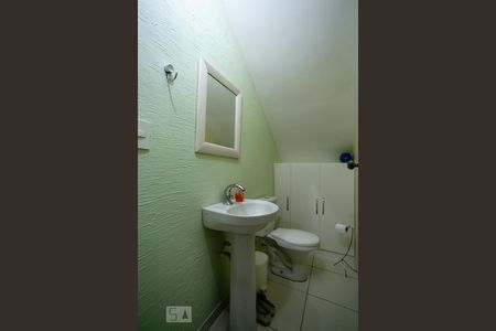 Lavabo de casa à venda com 3 quartos, 115m² em Vila Picinin, São Paulo