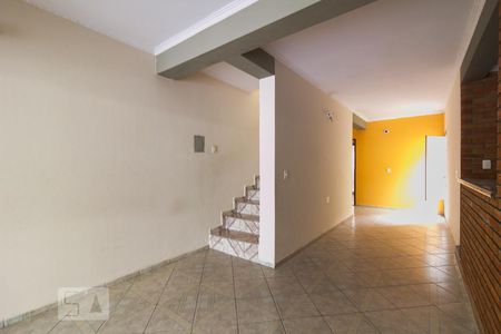 Sala de casa para alugar com 2 quartos, 230m² em Jardim São Conrado, Sorocaba