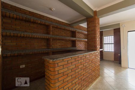 Sala de casa para alugar com 2 quartos, 230m² em Jardim São Conrado, Sorocaba