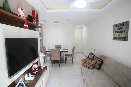 Sala de apartamento para alugar com 2 quartos, 53m² em Barra da Tijuca, Rio de Janeiro