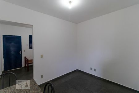 Sala de kitnet/studio para alugar com 1 quarto, 30m² em Cidade Universitária, Campinas