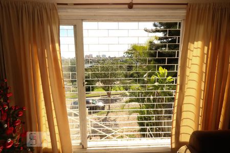 Vista da sala de casa à venda com 4 quartos, 254m² em Chácara das Pedras, Porto Alegre