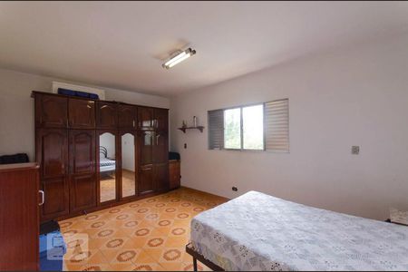 Quarto 1 de casa à venda com 4 quartos, 200m² em Vila Buenos Aires, São Paulo