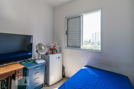 Quarto 1 de apartamento para alugar com 3 quartos, 70m² em Jardim Tupanci, Barueri