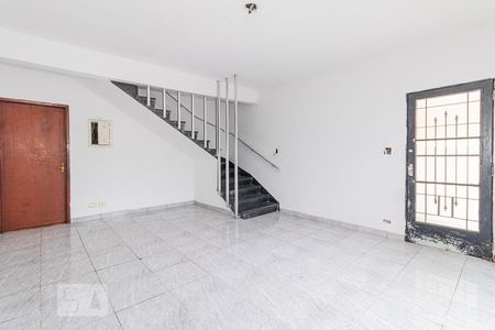 Sala de casa à venda com 4 quartos, 110m² em Vila Nivi, São Paulo