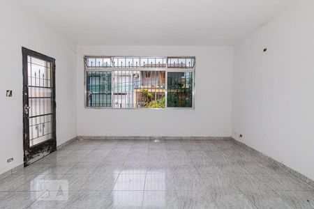 Sala de casa à venda com 4 quartos, 110m² em Vila Nivi, São Paulo