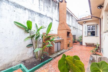 Casa para alugar com 294m², 4 quartos e sem vaga Casa para alugar com 294m², 4 quartos e sem vagaQuintal