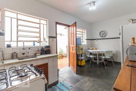 Casa para alugar com 294m², 4 quartos e sem vaga Casa para alugar com 294m², 4 quartos e sem vagaCozinha