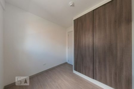 Quarto 1 de apartamento para alugar com 2 quartos, 54m² em Centro, Curitiba