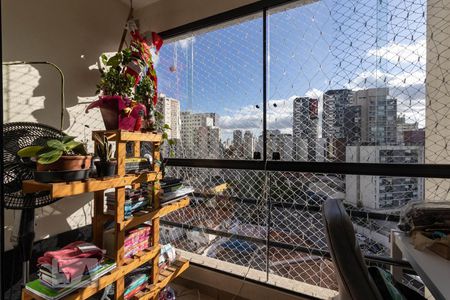 Varanda de apartamento à venda com 2 quartos, 64m² em Vila Uberabinha, São Paulo