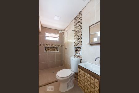 Banheiro da Suíte de casa à venda com 2 quartos, 71m² em Cipava, Osasco