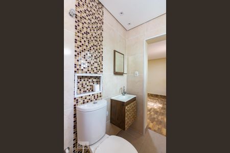 Banheiro da Suíte de casa à venda com 2 quartos, 71m² em Cipava, Osasco