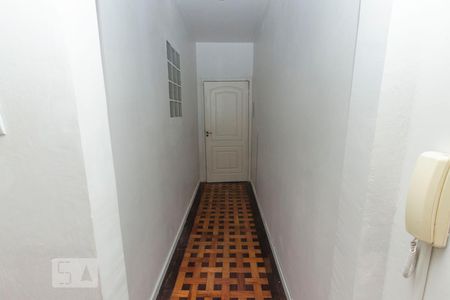 Corredor de apartamento à venda com 1 quarto, 53m² em Auxiliadora, Porto Alegre