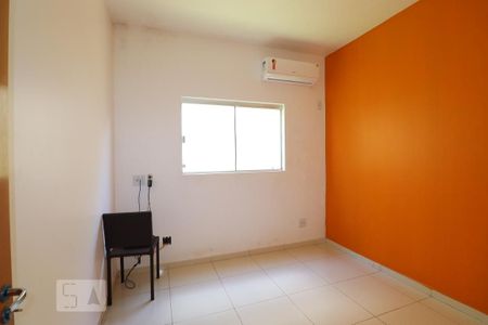 Quarto 2 de casa de condomínio para alugar com 3 quartos, 110m² em Setor Estrela Dalva, Goiânia