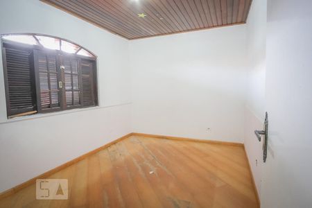 Quarto 1 de casa para alugar com 3 quartos, 200m² em Novo Mundo, Curitiba