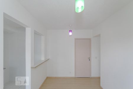 Sala de apartamento para alugar com 2 quartos, 50m² em Vila Mogilar, Mogi das Cruzes