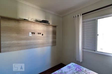 Quarto 1 de apartamento para alugar com 2 quartos, 57m² em Jardim Henriqueta, Taboão da Serra