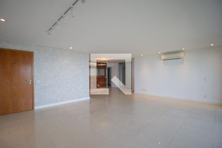 Sala de apartamento à venda com 4 quartos, 278m² em Barra da Tijuca, Rio de Janeiro