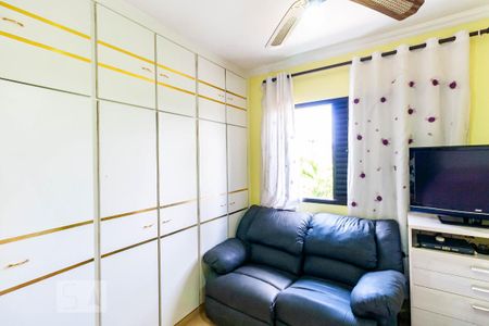 Apartamento à venda com 130m², 3 quartos e 3 vagas Apartamento à venda com 130m², 3 quartos e 3 vagasQuarto 2