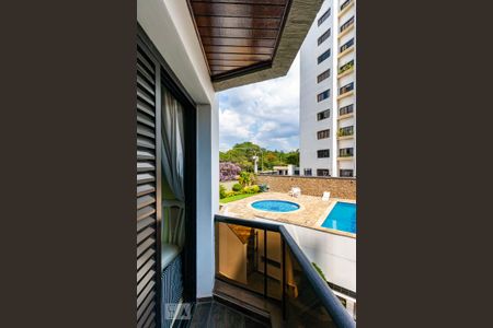 Apartamento à venda com 130m², 3 quartos e 3 vagas Apartamento à venda com 130m², 3 quartos e 3 vagasVaranda da Suíte