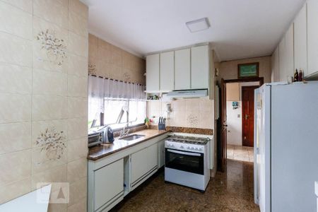 Apartamento à venda com 130m², 3 quartos e 3 vagas Apartamento à venda com 130m², 3 quartos e 3 vagasCozinha