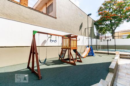 Apartamento à venda com 130m², 3 quartos e 3 vagas Apartamento à venda com 130m², 3 quartos e 3 vagasÁrea Comum - Playground