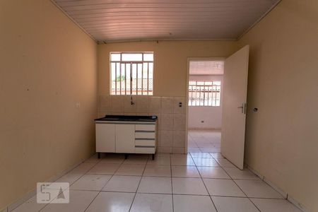 Cozinha de casa para alugar com 3 quartos, 90m² em Pilarzinho, Curitiba