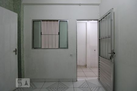 Sala/Cozinha de casa para alugar com 1 quarto, 25m² em Jardim Dom Bosco, São Paulo
