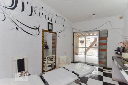 Casa à venda com 400m², 4 quartos e 4 vagas Casa à venda com 400m², 4 quartos e 4 vagasQuarto Reversível - Casa 1