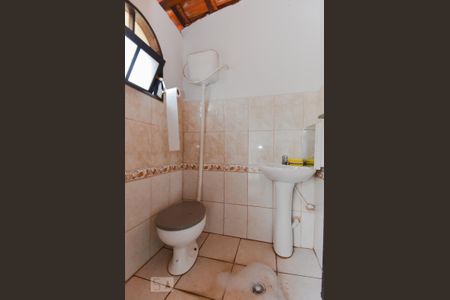 Casa à venda com 400m², 4 quartos e 4 vagas Casa à venda com 400m², 4 quartos e 4 vagasBanheiro de Serviço - Casa 3