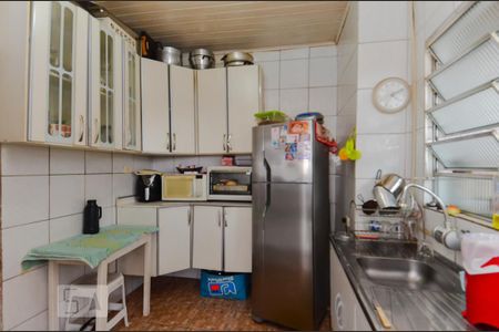 Casa à venda com 400m², 4 quartos e 4 vagas Casa à venda com 400m², 4 quartos e 4 vagasCozinha - Casa 2