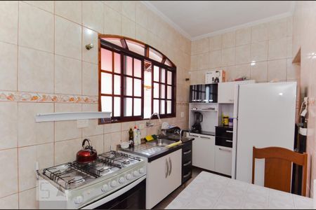 Casa à venda com 400m², 4 quartos e 4 vagas Casa à venda com 400m², 4 quartos e 4 vagasCozinha - Casa 3