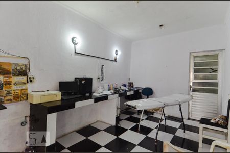 Casa à venda com 400m², 4 quartos e 4 vagas Casa à venda com 400m², 4 quartos e 4 vagasQuarto Reversível - Casa 1