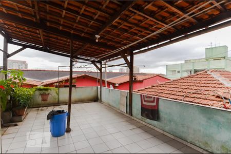 Casa à venda com 400m², 4 quartos e 4 vagas Casa à venda com 400m², 4 quartos e 4 vagasTerraço - Casa 2