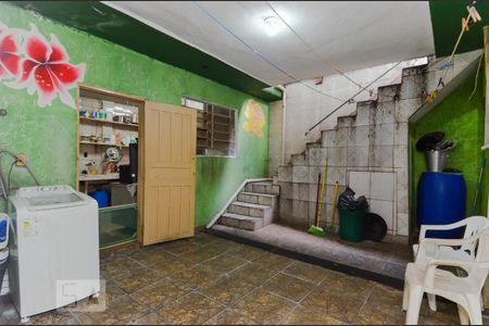 Casa à venda com 400m², 4 quartos e 4 vagas Casa à venda com 400m², 4 quartos e 4 vagasÁrea de Serviço - Casa 1