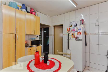 Casa à venda com 400m², 4 quartos e 4 vagas Casa à venda com 400m², 4 quartos e 4 vagasCozinha - Casa 1