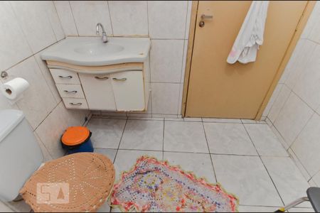 Casa à venda com 400m², 4 quartos e 4 vagas Casa à venda com 400m², 4 quartos e 4 vagasBanheiro Social - Casa 1