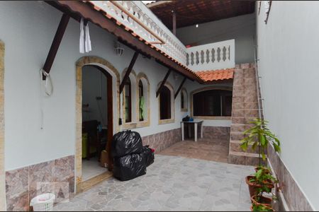 Casa à venda com 400m², 4 quartos e 4 vagas Casa à venda com 400m², 4 quartos e 4 vagasQuintal Casa 3