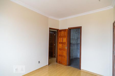 Sala de apartamento para alugar com 3 quartos, 92m² em Floresta, Belo Horizonte