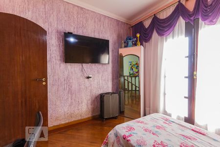 Casa para alugar com 320m², 3 quartos e 3 vagas Casa para alugar com 320m², 3 quartos e 3 vagasQuarto 1